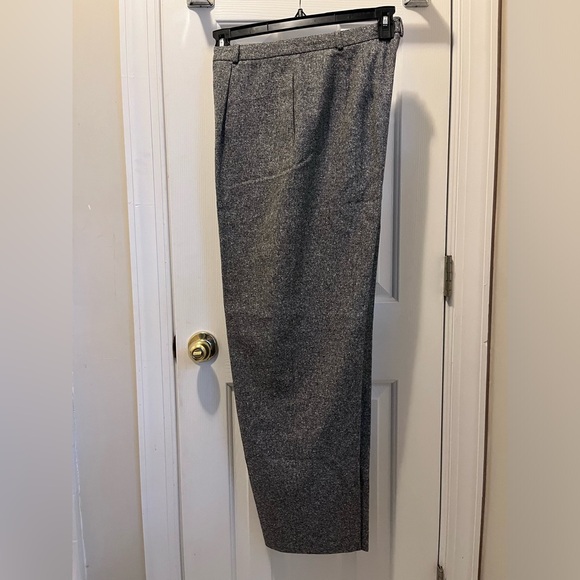 NWOT - Size 12 Talbots silk & wool trousers. Salt & pepper gray, fully lined. - Picture 2 of 8